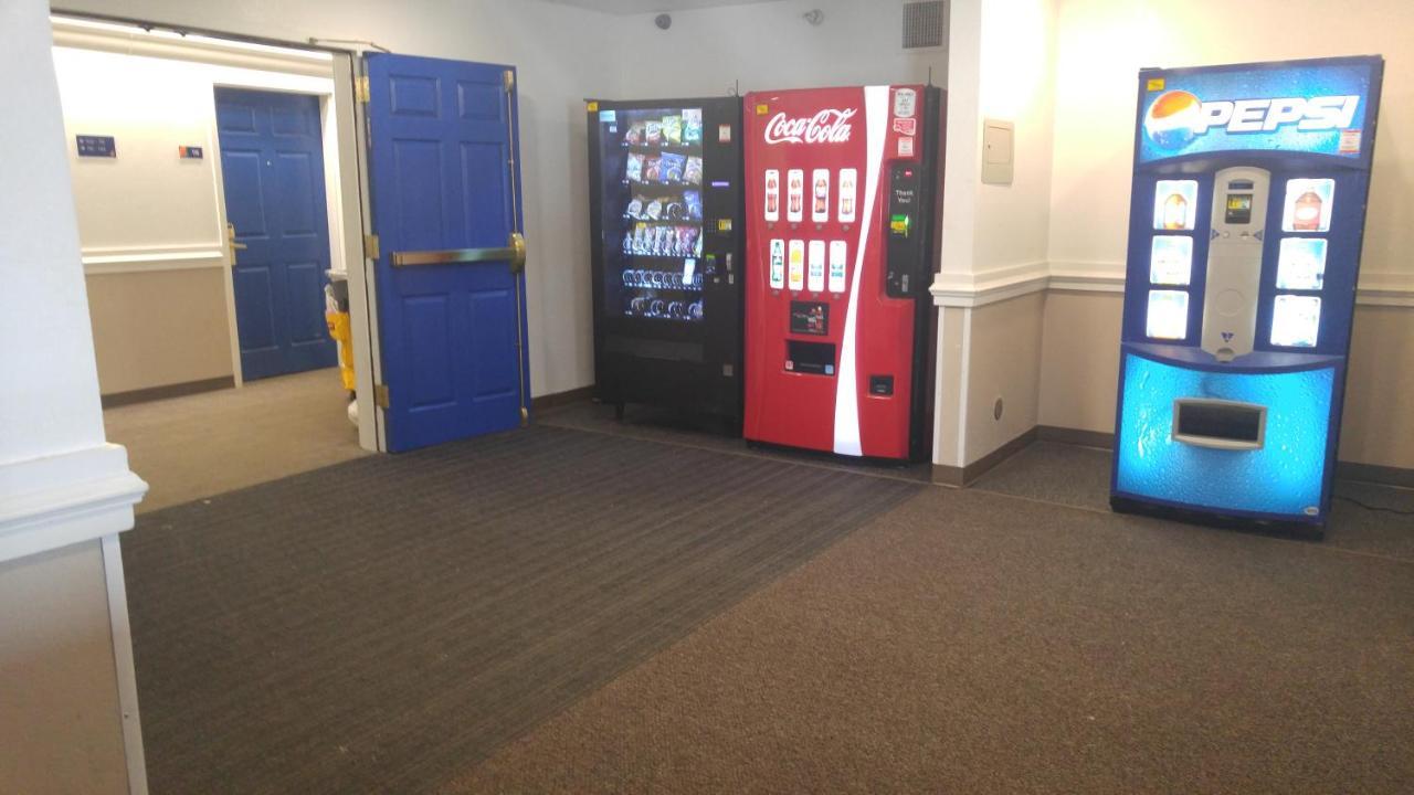 Intown Suites Extended Stay Minneapolis Mn - Coon Rapids Εξωτερικό φωτογραφία